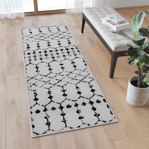 Geometric Bohemian Low Pile Rug - 2'x6' - Ivory/Black