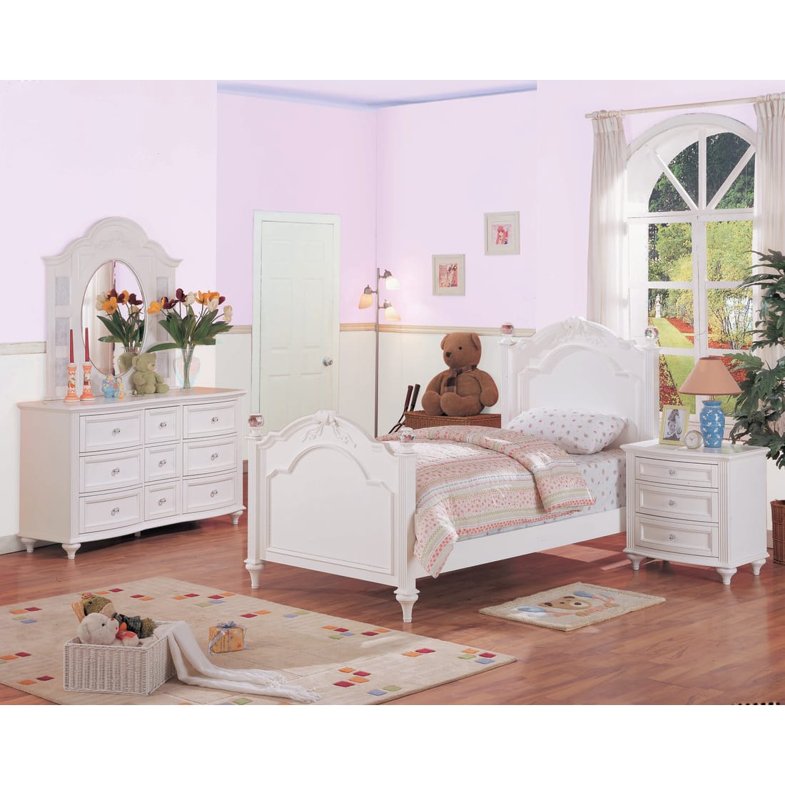 Princess Bedroom - Bed, Dresser & Mirror - Full