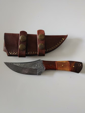 Handmade Damascus Steel Hunting Knife 8 Inches Fixed Blade Knife with Leather Sheath