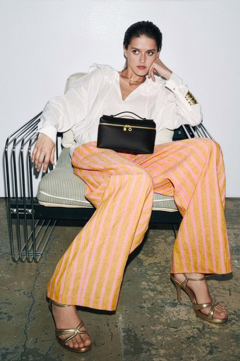 Loro Piana Women's Extra Pocket L19 - Image 1