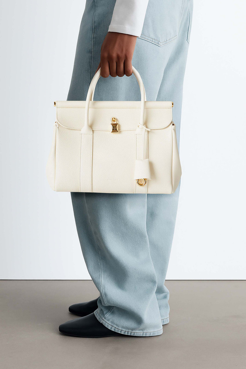 Loro Piana Women's Loom bag L25 (Grained Calfskin) - Image 7