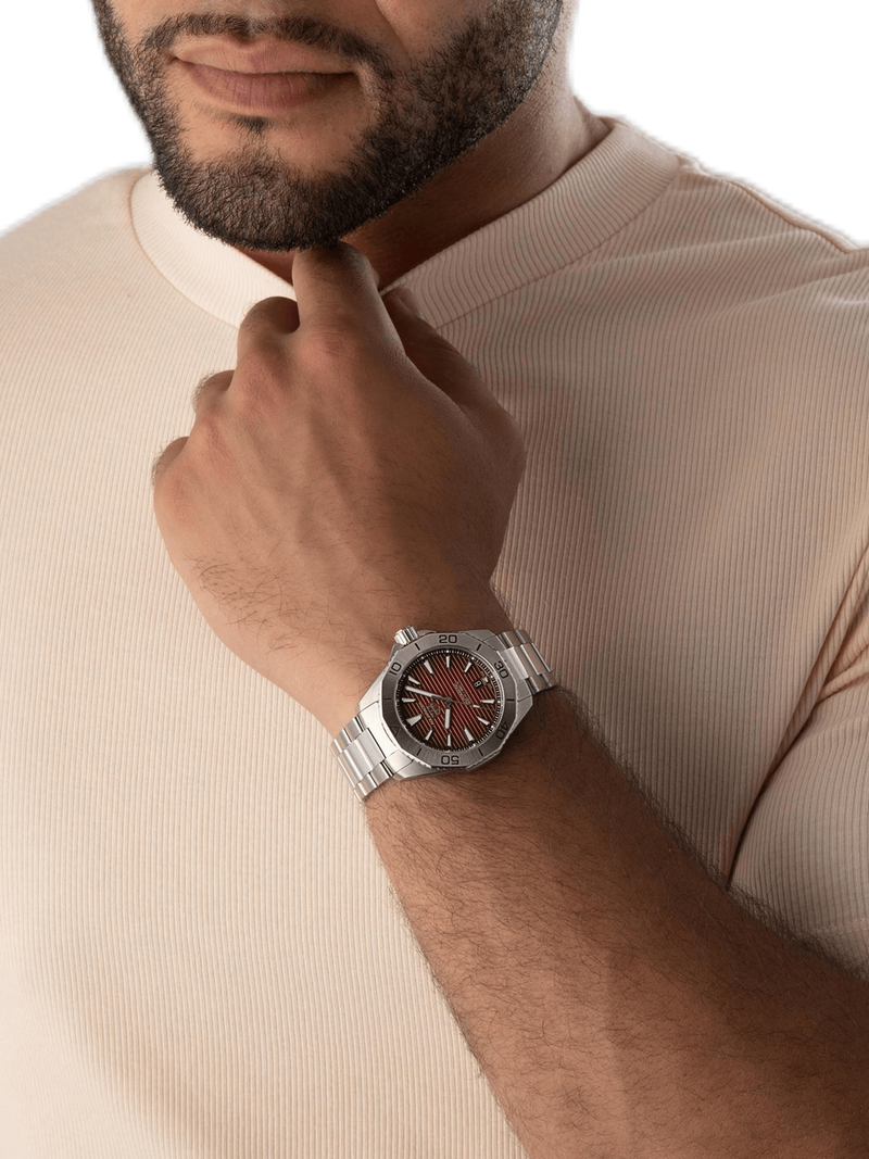 TAG Heuer Aquaracer Professional 200 Date 40mm Red Dial Men's Watch