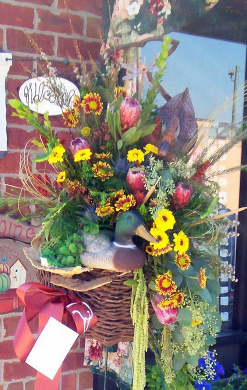 The Bloom Closet's Duck Lover Tribute Flowers