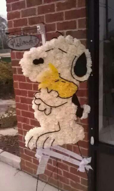 Snoopy and Woodstock Floral Tribute.