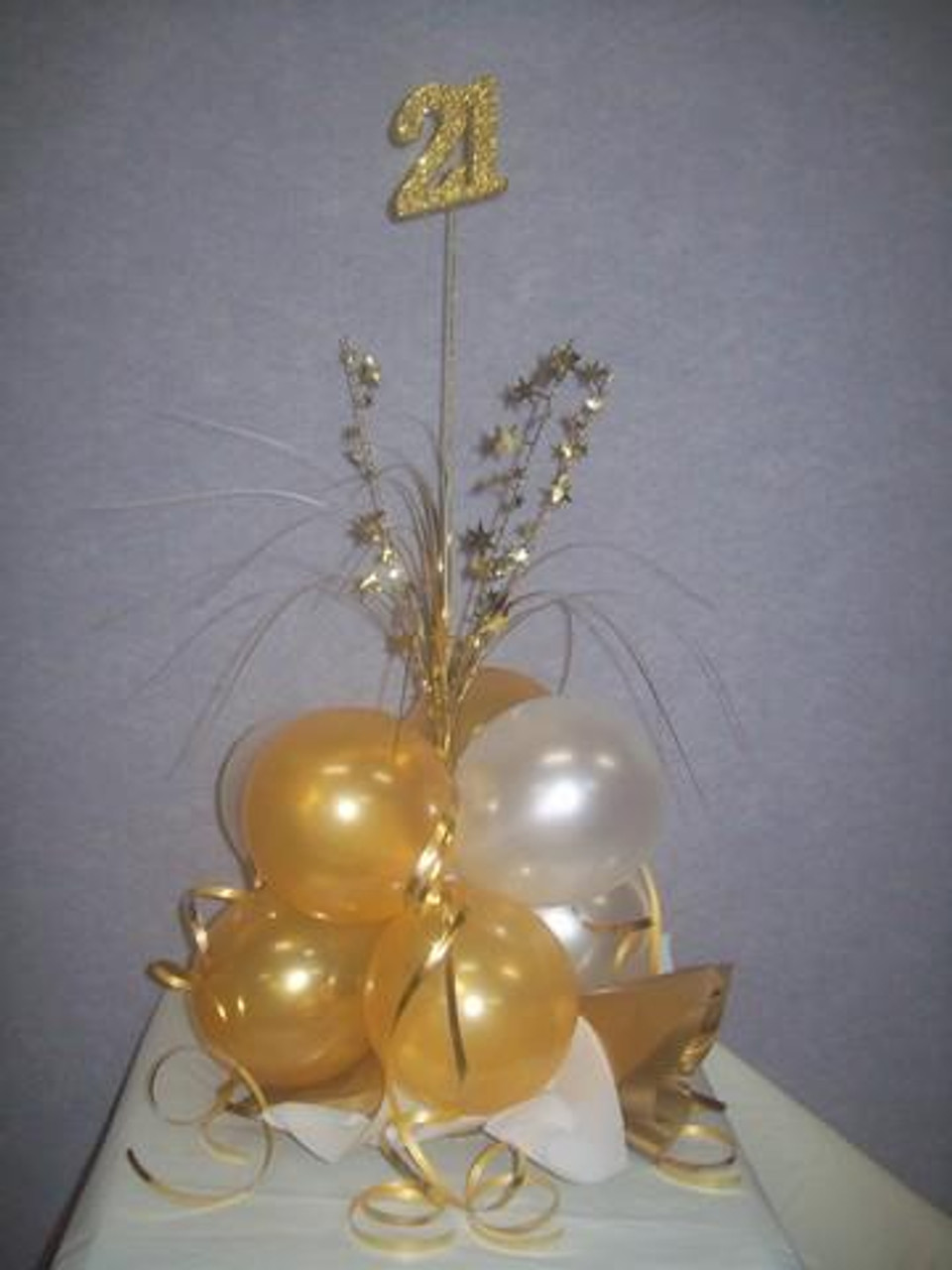 8 Balloon Cluster Wrap