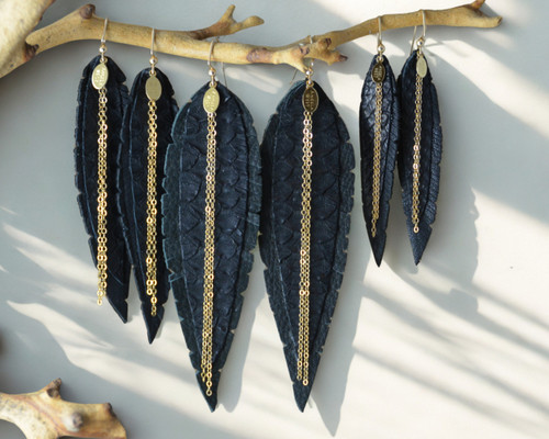  Exotic Skin Feathers - Black Python 