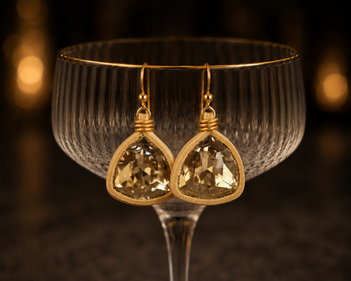CHAMPAGNE TRILLIANT DROPS  •  PALOMINO DEERSKIN