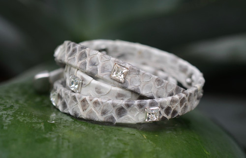  Python Wrap - Natural (large pattern) 