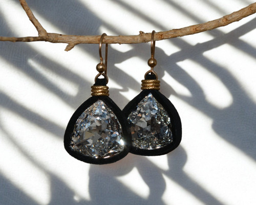  CRYSTAL CLEAR TRILLIANT DROPS  •  BLACK DEERSKIN 