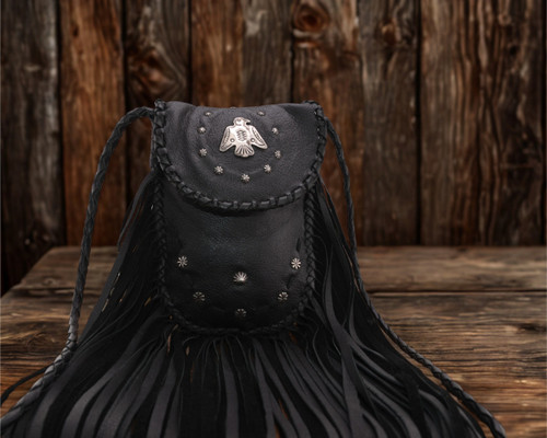  FREE REINS • THUNDERBIRD 