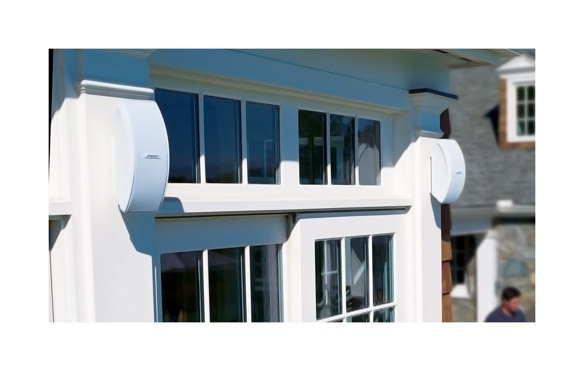 Bose SoundTouch Outdoor Wireless System with 151 SE Speakers