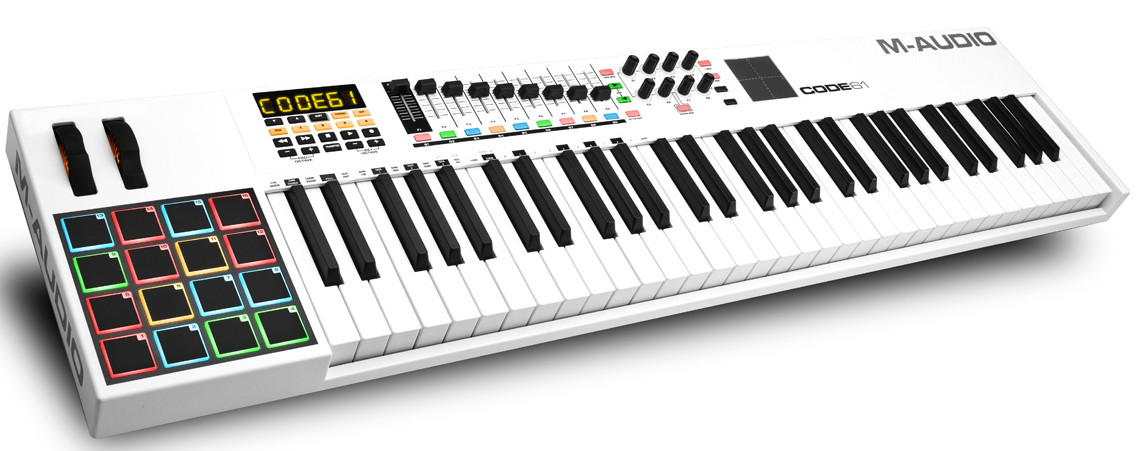 M-AUDIO CODE61 MIDIキーボード X/Yパッド付 ほぼ新品! M-Audio Code 61 USB MIDI Controller with X/Y Pad
