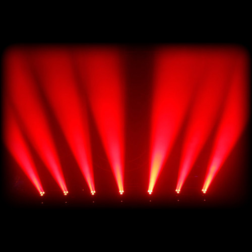 Blizzard Lighting Stiletto Z3 4-in-1 RGBW LED Moving Head with Zoom (Discontinued)