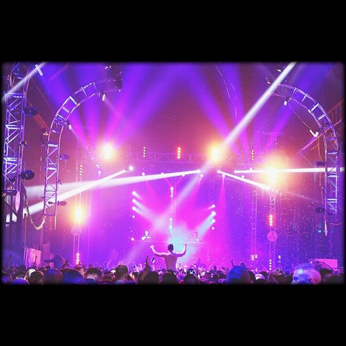 CHAUVET DJ SlimPANEL Tri 24 IP Indoor/Outdoor Tri Color LED Wash Light (Discontinued)