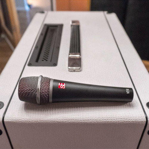 sE Electronics V7 X Studio-Grade Supercardioid Dynamic Instrument Microphone