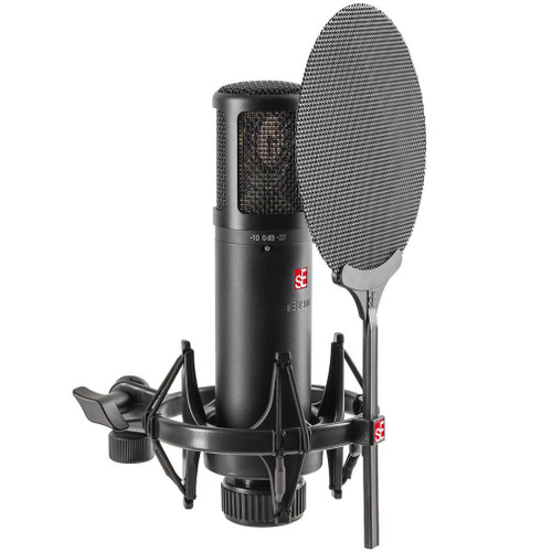sE Electronics sE2300 Studio Condenser Microphone with Switchable Polar Patterns and Isolation Pack