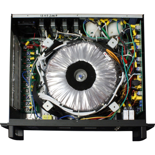 Furman P-3600 AR G 30A Global Voltage Regulator and Power Conditioner
