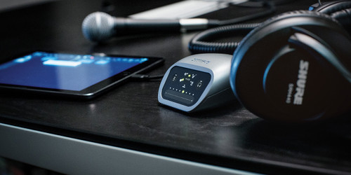 Shure MVi iOS and USB Digital Audio Interface (Discontinued)