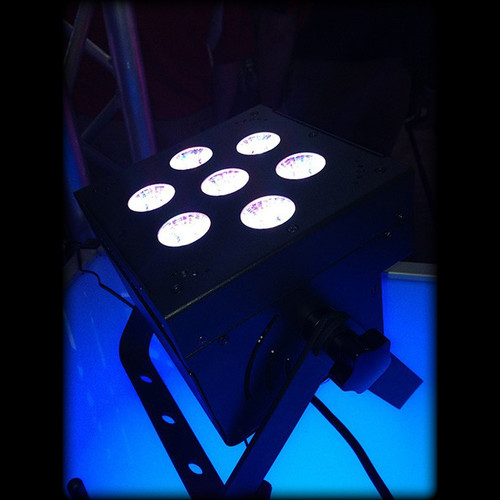 Blizzard Lighting SkyBox 5 RGBAW Lithium-Ion Battery Powered + Built-In 2.4 GHz Wireless Light Fixture