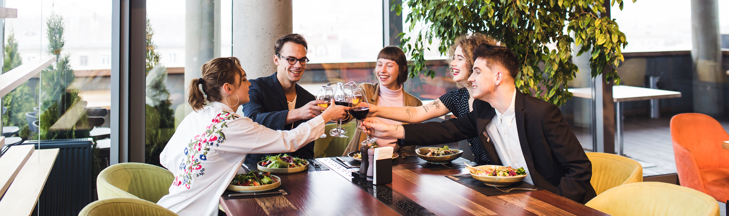 The Top 5 Best Restaurant Sound Systems
