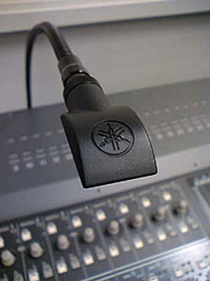 Yamaha LA1L LED Gooseneck Console Lamp (Discontinued)