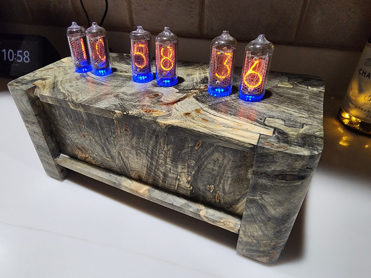Vertical Nixie Tube Clock
