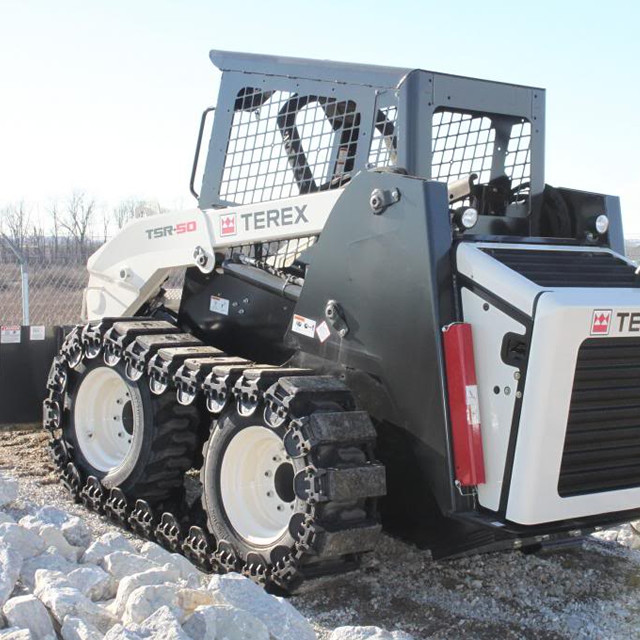 10 Inch Prowler Fusion Skid Steer Over The Tire Tracks With Rubber Pads
