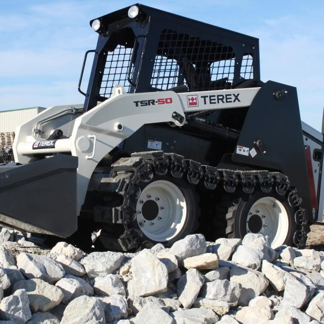 10 Inch Prowler Fusion Skid Steer Over The Tire Tracks With Rubber Pads