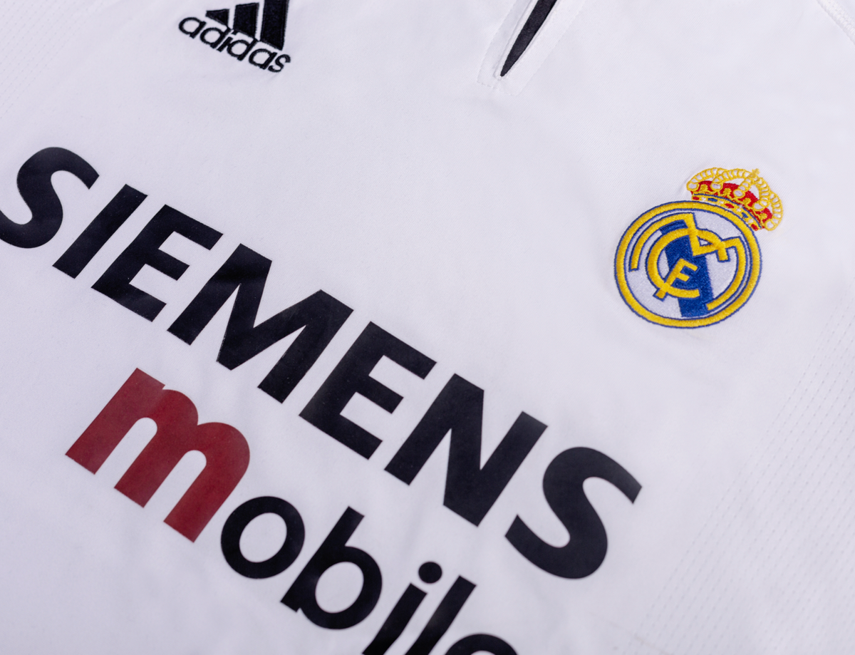 Real Madrid 03/04 Men's Home Retro Shirt