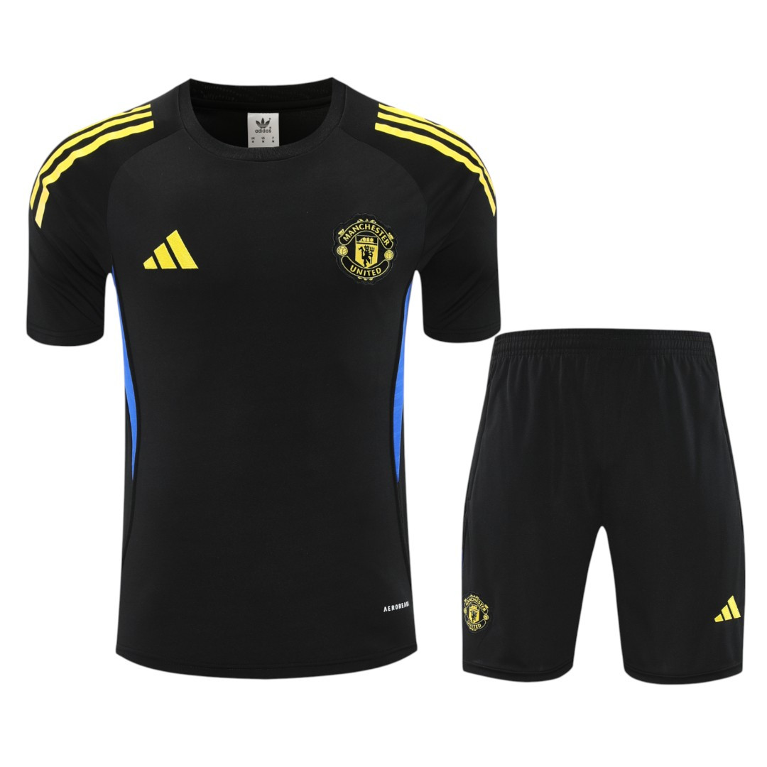 Manchester United 25/26 Men's Black Training Shirt