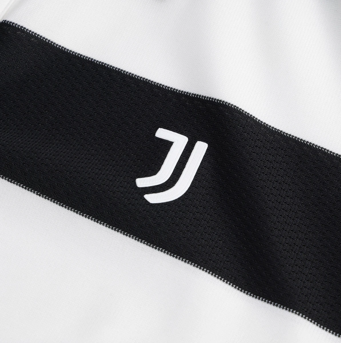 Juventus 25/26 Stadium Men's Fourth Shirt