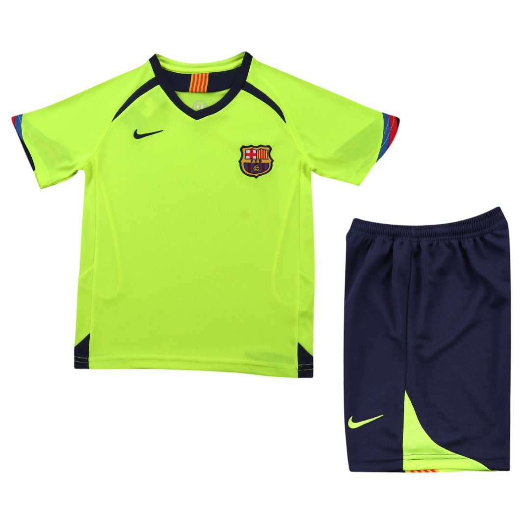 Barcelona 05/06 Kid's Away Retro Mini-Kit