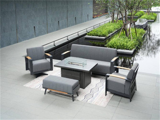 Aluminum Takes the Lead: The Future of Outdoor Furniture