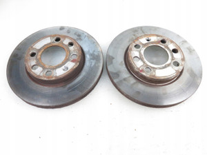 PREDNY BRZDOVY KOTUC OPEL CORSA C 1.2 16V PREDNY BRZDOVY KOTUC OPEL CORSA C 1.2 16V