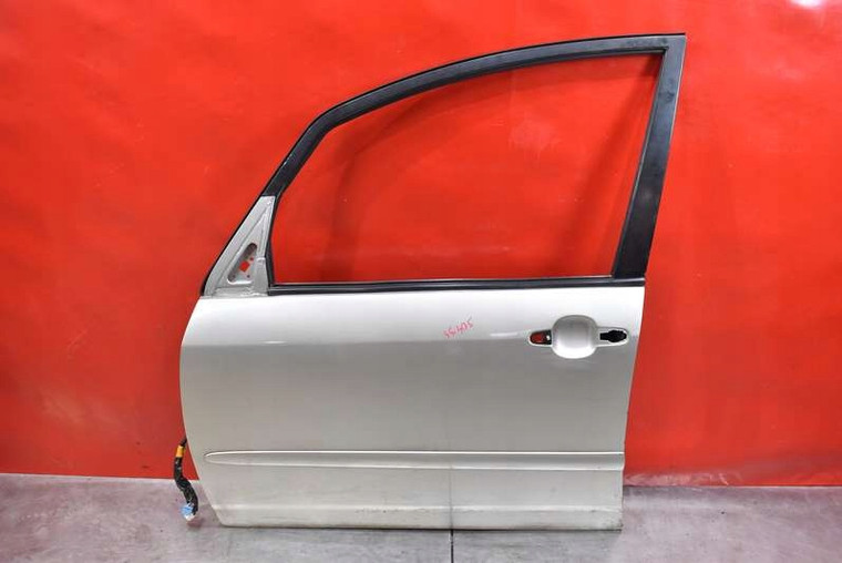 LAVE PREDNE DVERE 1D9 TOYOTA COROLLA VERSO 1 I 01-06