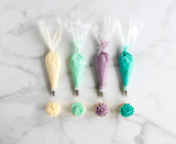 7Pc Cupcake Pan and Decorating Kit