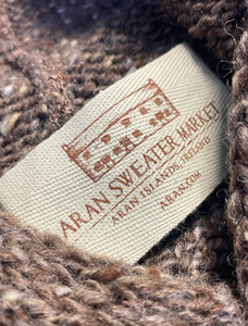 Aran Sweater Market Label - Brown