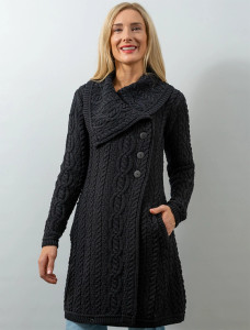Large Collar Aran Coat -Black