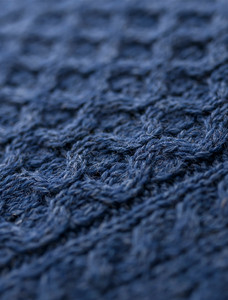 Mens Heavyweight Traditional Aran Wool Sweater - Caspian