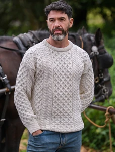 Mens Dún Aonghasa Heavyweight Aran Wool Sweater - White