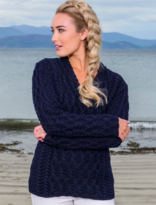 Lattice Cable V Neck Sweater - Navy