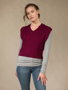Ladies Cropped V-Neck Aran Sweater Vest - Claret