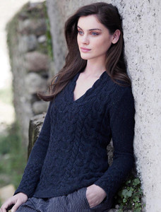 Wool Cashmere Cable V-Neck Sweater - Rich Navy