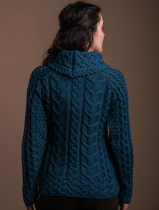S‎uper Sof‎t C‎owl Neck Aran - Irish Sea