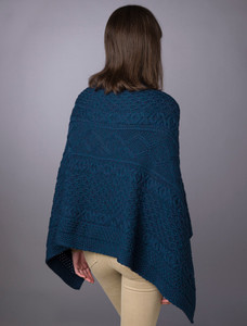 Aran Buttoned Wool Poncho - Atlantic