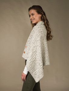 Aran Buttoned Wool Poncho - Aran Nep