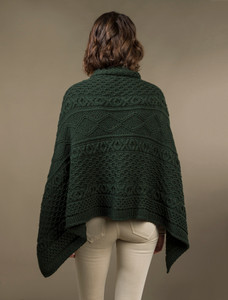 Aran Buttoned Wool Poncho - Army Green
