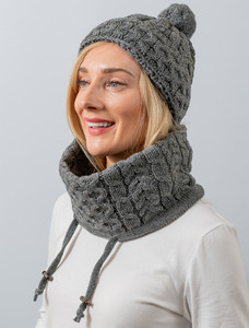 Honeycomb & Cable Hat with Pom - Grey