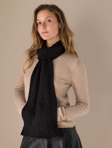 Pull Through Scarf - Black