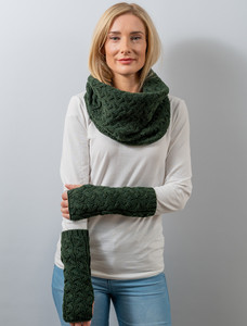 Super Soft Aran Infinity Scarf - Seaweed
